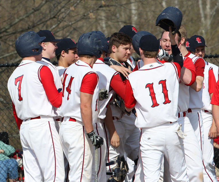 Stars sweep 2 from Warriors